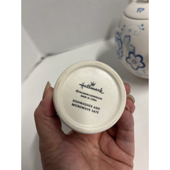 Extremely Rare Hallmark Teapot, Sugar Bowl, Creamer Set EUC!! - Picture 6 of 14